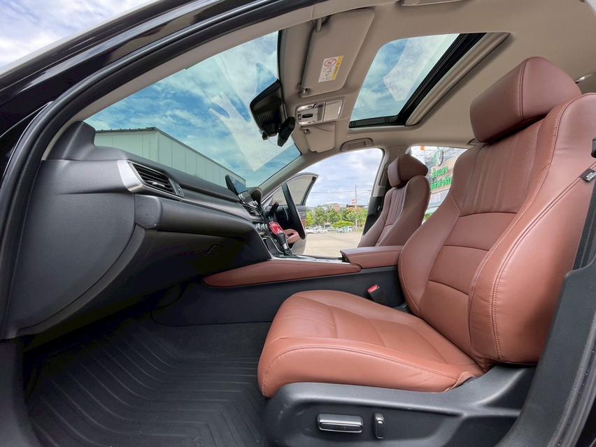 ขาย Honda Accord 2.0Hybrid Tech ปี21 16