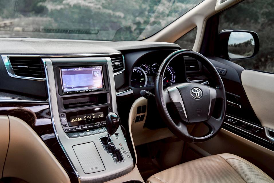 รหัสรถ CBL1845 TOYOTA ALPHARD 2.4 HYBRID E-FOUR AT 2015 17