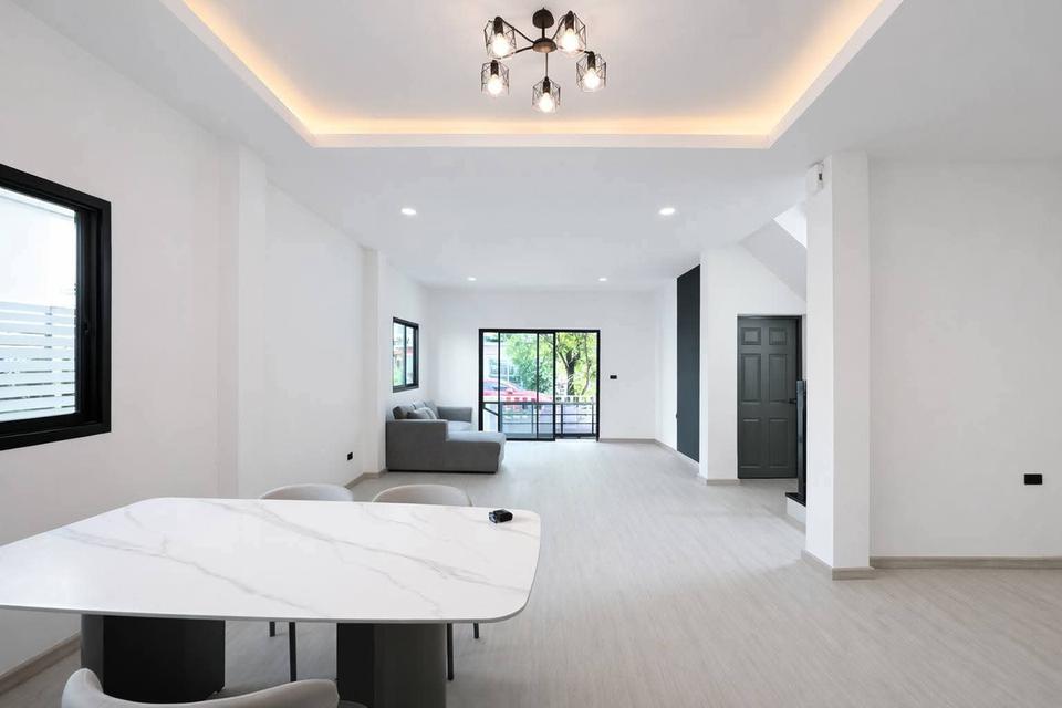 ขาย #พร้อมพัฒน์ 1 ปัญญารามอินทรา 6