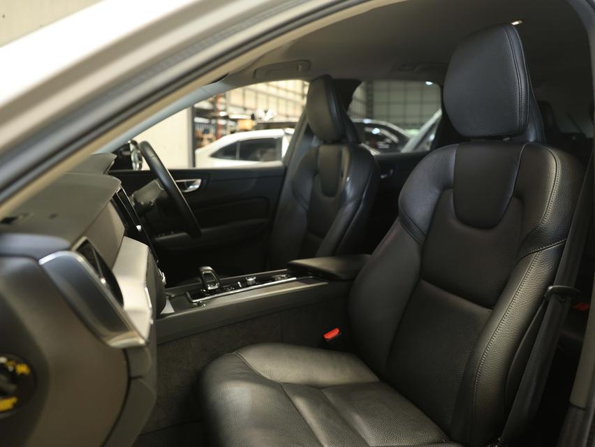 2022 Volvo XC60 2.0 (ปี 17-26) Recharge T8 R-Design Expression AWD SUV AT B86 รูปที่ 14