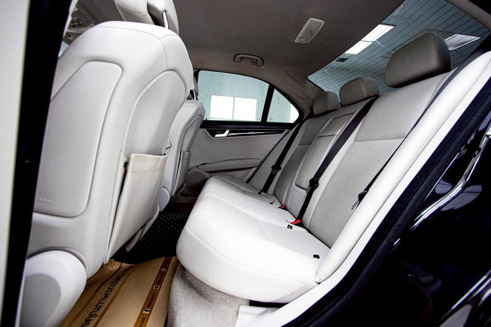 BENZ C-CLASS C200 CGI W204 1.82014  9