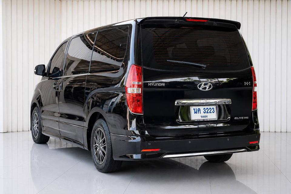 HYUNDAI H1, ELITE NS ปี 2022 จด 2023 สีดำ โฉม ปี18-ปัจจุบัน รูปที่ 6