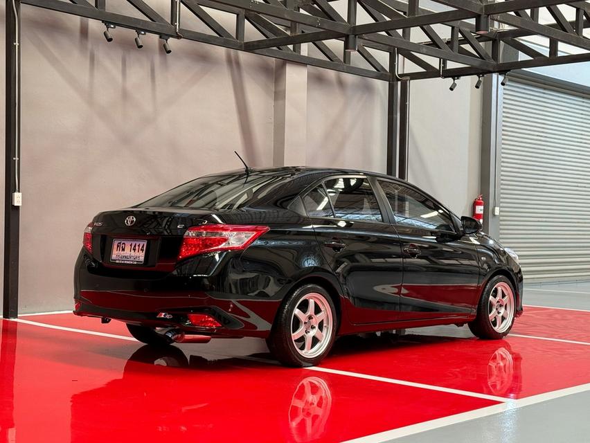 2016 TOYOTA VIOS 1.5 E รถมือเดียวออกป้ายแดง สภาพป้ายแดง รถวิ่งน้อยเพียง 41,000 กม รถไม่เคยมีอุบัติเหตุครับ  3