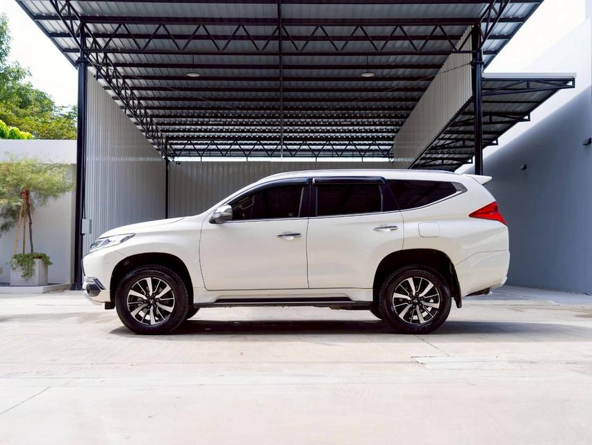 Mitsubishi Pajero 2.4GT 4wd ปี19 4