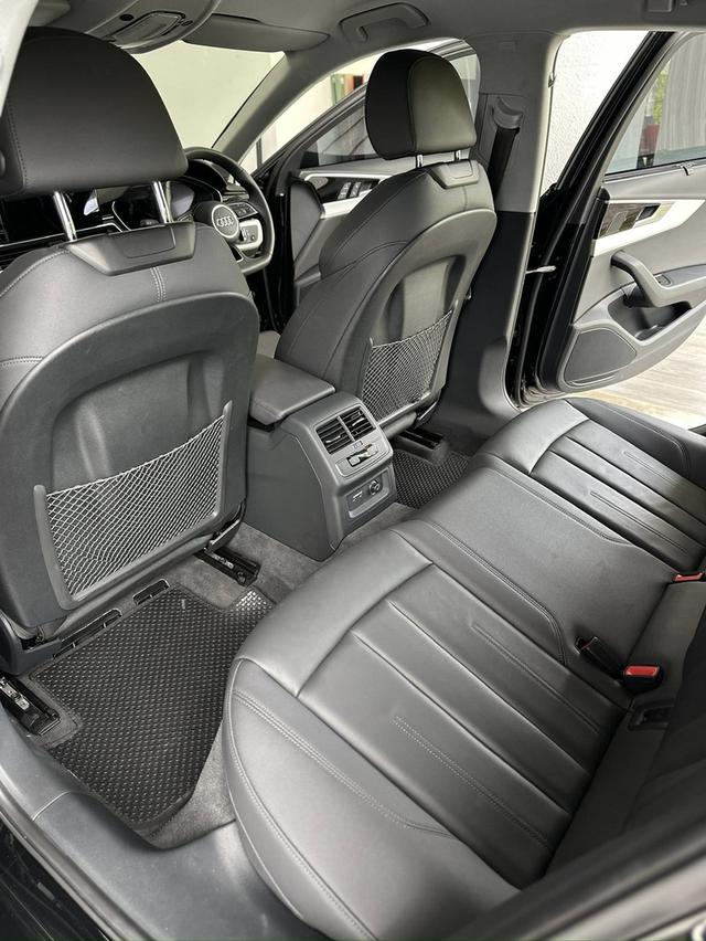 Audi A4 40 TFSI 2023  8