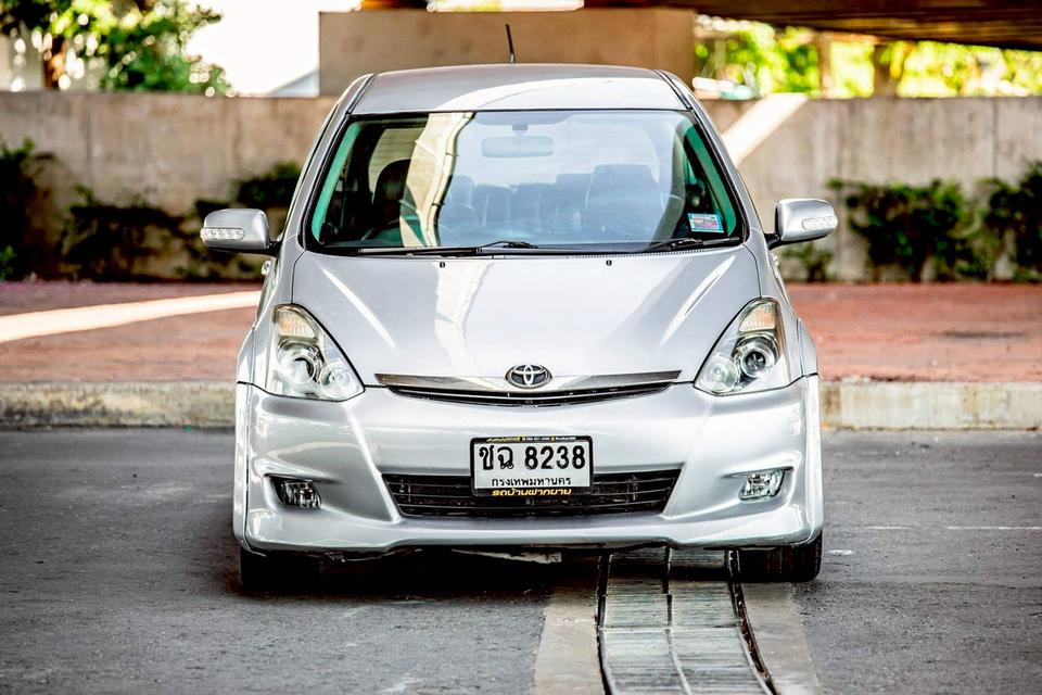 Toyota Wish 2.0Q ปี 2007 สีบรอนซ์เงิน สภาพนางฟ้า เกียร์ออโต้ 2