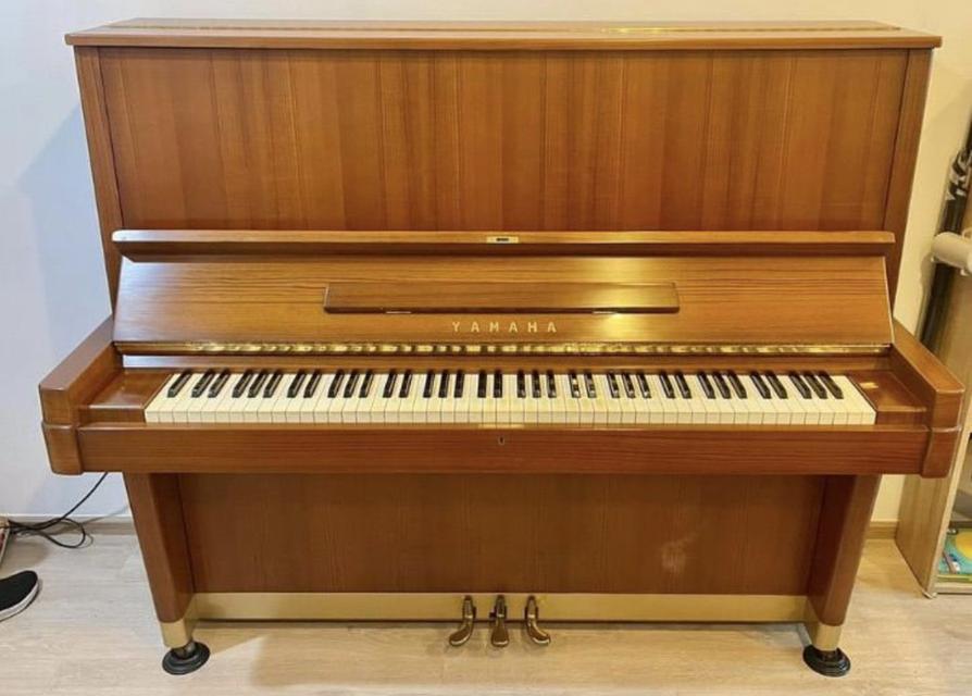 Piano Yamha U7 1