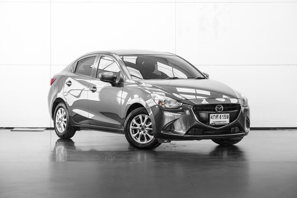 2015 MAZDA,2 1.3 HIGH 4ประตู สีเทา ไมล์ 208771 กม.