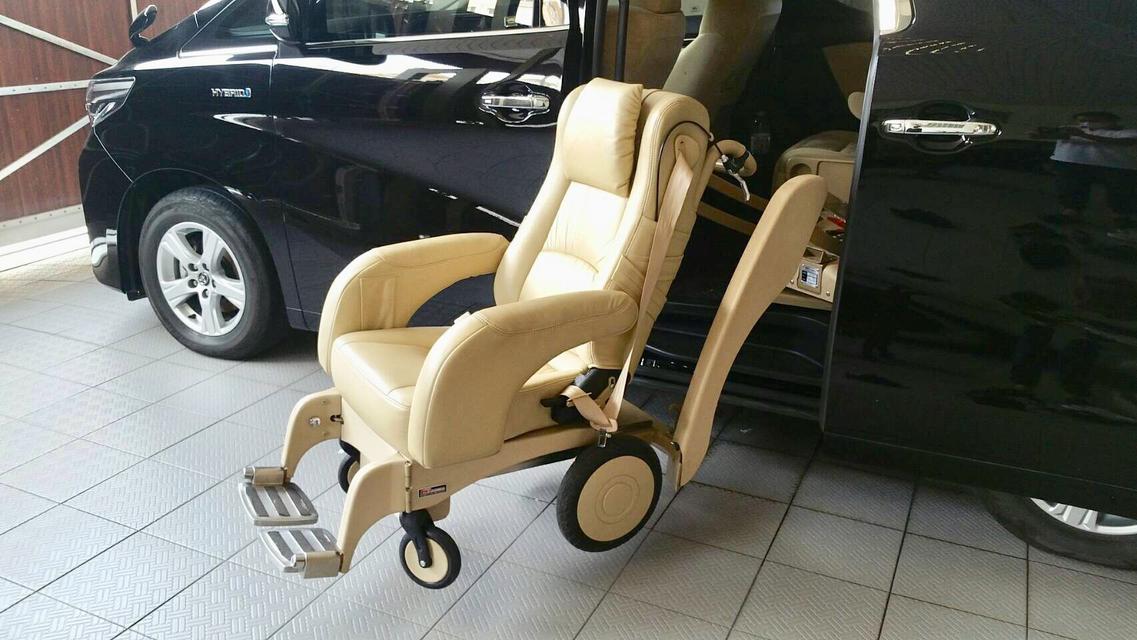 ขาย Welcab เบาะผู้สูงอายุ ติดรถยนต์ 3