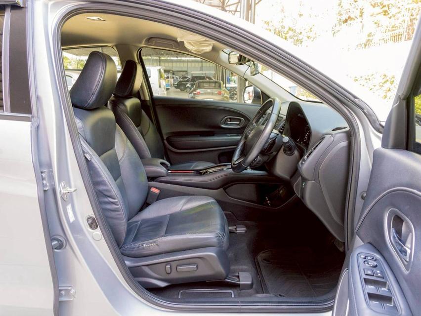 Honda hr-v 1.8 E Limited ปีจด 2017 ♨️ ประกันเครื่องเกียร์3ปี3หมื่นkm ♨️ รูปที่ 9