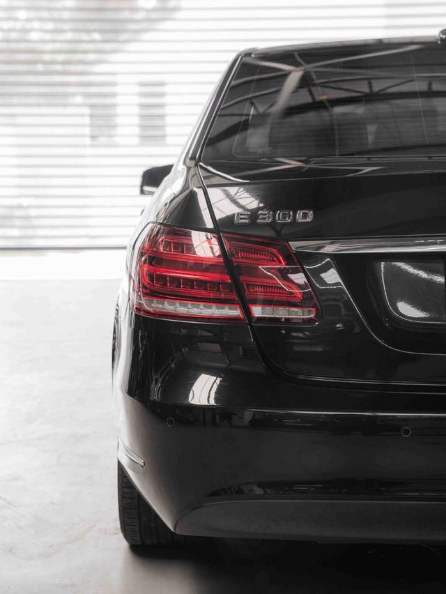รหัสรถ 67GG7411 Benz E300 Bluetec Hybrid 2014