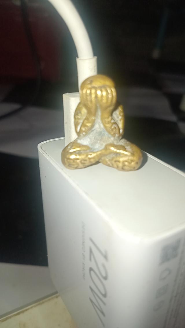 พระปิดตา หลวงพ่อครน เนื้อทองผสมหลังยันยุ้ง 4