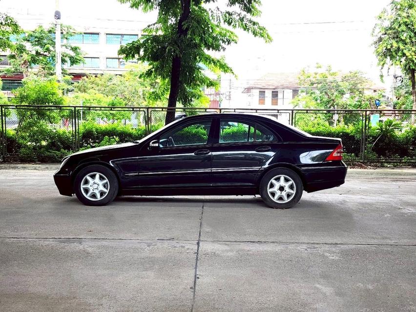 ขายรถ Benz C180 W205 ปี 2004 สีดำ เกียร์ออโต้ 7
