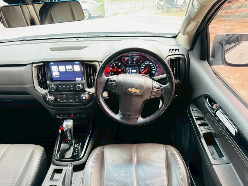 CHEVROLET TRAILBLAZER รุ่น LTZ เครื่อง2.5cc. AUTO ปี 2019 ~ป้ายแดงขายเกือบ1.5ล้านบาท ~ประหยัดเงินไปถึง60%คะ ~จุดเด่นของคันนี้ ~ใช้น้อยไมล์แท้100%คะ