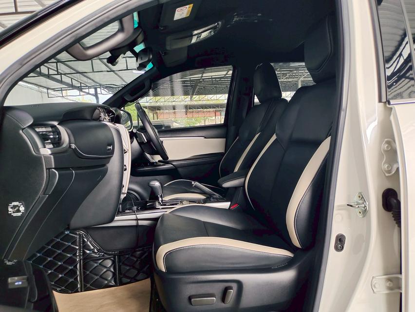 FORTUNER LEGENDER 2.8 V 4WD ปี 2021 ✅ ฟรีค่าจัด-ค่าโอน ✅ ฟรีประกันภัย ✅ ฟรี พรบ 9