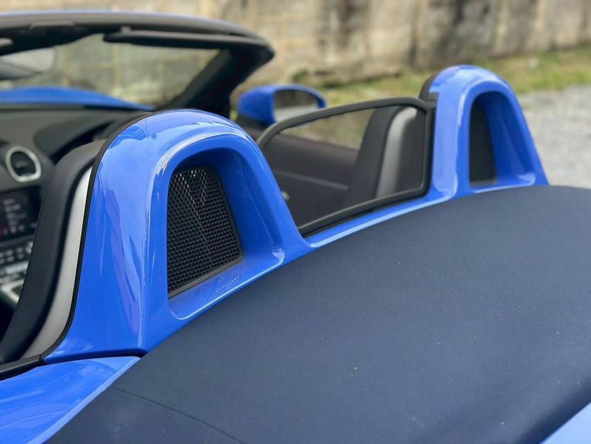 718 Boxster Maritime Blue 2