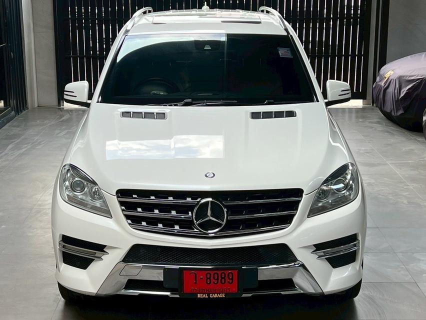 Mercedes-Benz ML250D AMG Sports CDI BlueEFFICIENCY 4WD SUV 3