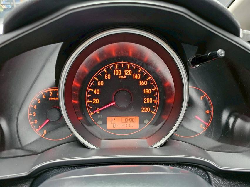 HONDA JAZZ 1.5 S ปี 18 AT 11