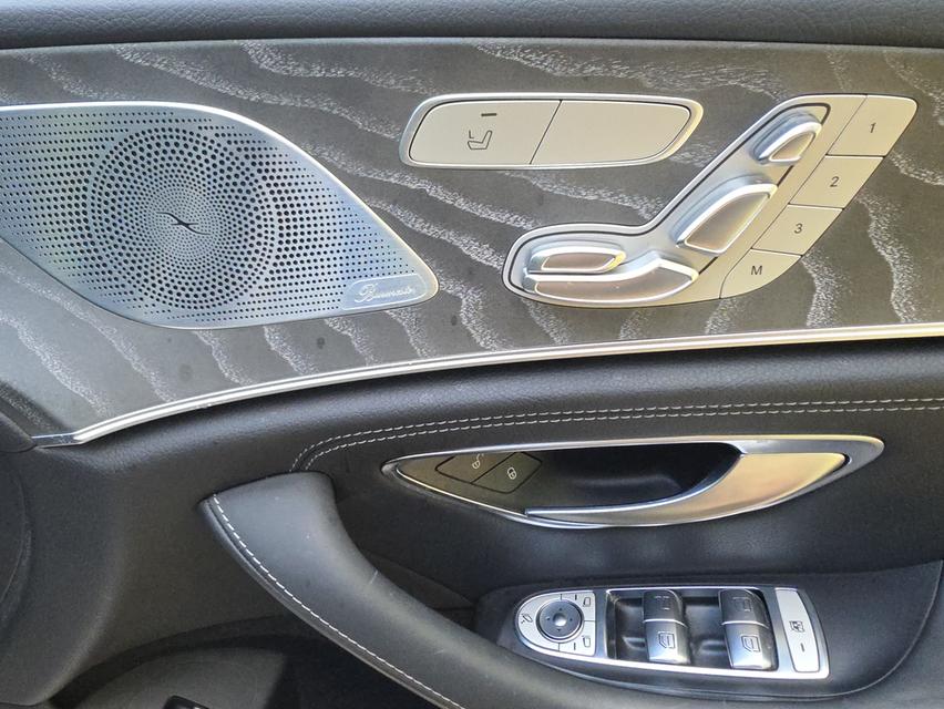 ขาย Mercedes-Benz CLS300d W257 AMG Premium Sedan เจ้าของขายเอง ไมล์น้อย ไม่เคยทำสี รูปที่ 8