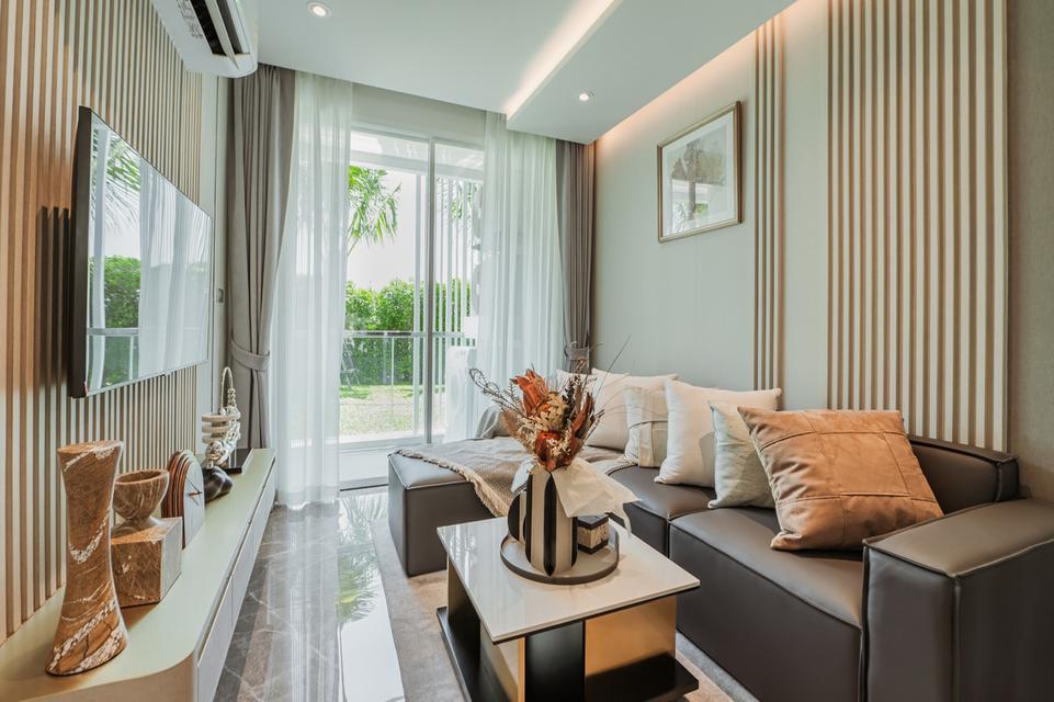 The coral pattaya 17
