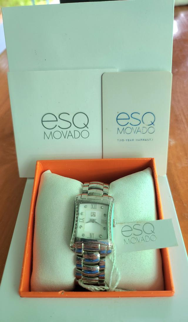 นาฬิกาข้อมือผู้หญิง ESQ by Movado รุ่น Verona Diamond