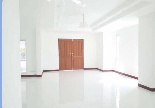 บ้านเดี่ยวหรู หลังริม พร้อมสระว่ายน้ำส่วนตัว หมู่บ้าน พนาสนธิ์ ไพรเวทโฮม  หทัยราษฎร์ 37 3