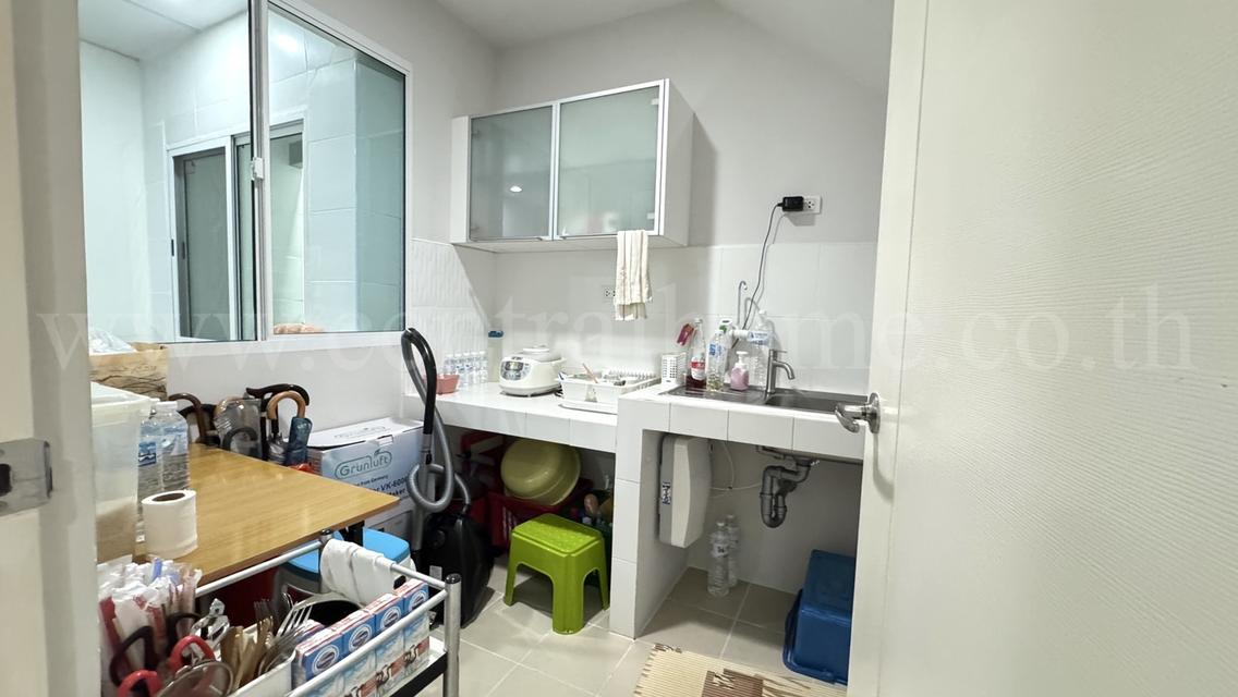 ทาวน์โฮม 3 ชั้น บ้านกลางเมือง รัชดา - วงศ์สว่าง หลังริม  9