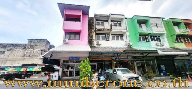 ม.รามอินทรานิเวศน์ ซ.รามอินทรา 67 ถ.รามอินทรา ขว.จระเข้ ข.บางกะปิ จ.กรุงเทพฯ 2