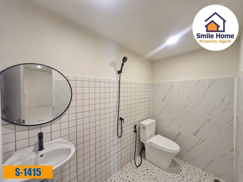 ลัลลี่วิลล์1 ซอยมังกร แพรกษา สมุทรปราการ หลังริมรีโนเวทใหม่ 12