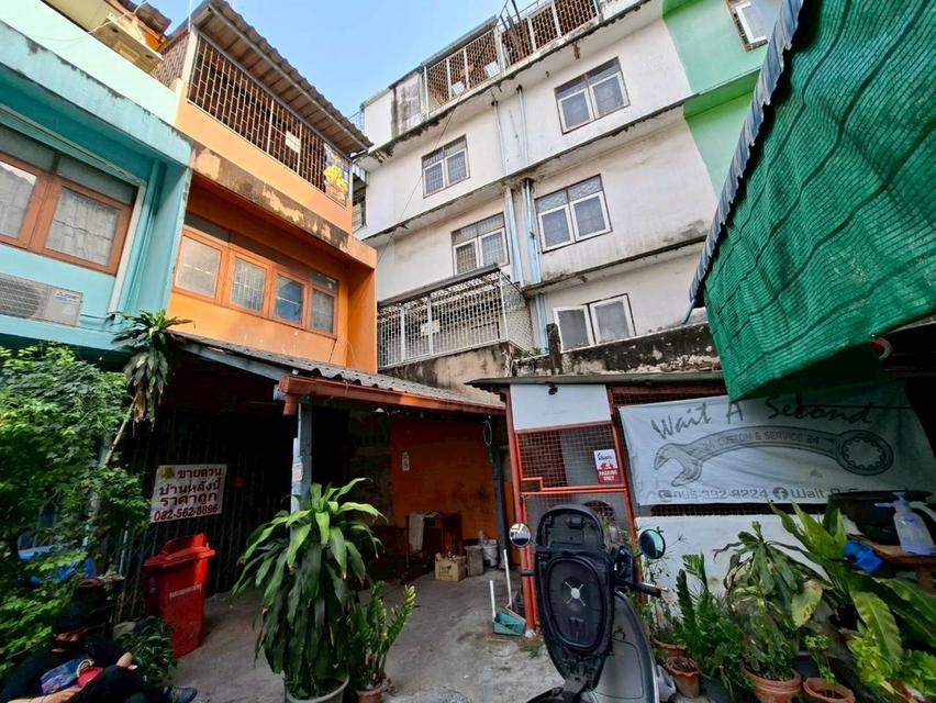 ขายบ้าน 3 ชั้น ซอยจรัญสนิทวงศ์57/2 ใกล้MRTบางยี่ขัน รูปย่อยที่ 2