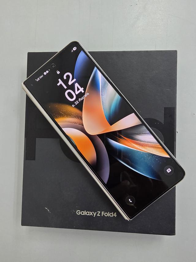 Samsung Galaxy Z Fold 4 (256GB) สี Beige ครบกล่อง