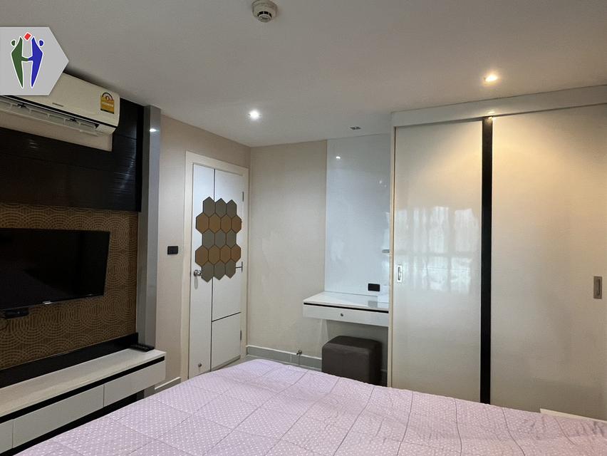 ให้เช่าคอนโดเดอะบลูเรสซิเด้นพร้อมอยู่ พัทยาใต้ 10,000 คอนโดขนาด 38 ตารางเมตร 1 ห้องนอน 1 ห้องน้ำ 1 ห้องนั่งเล่น พร้อมระเบียงกว้าง คอนโดนี้มีเฟอร์นิเ 7