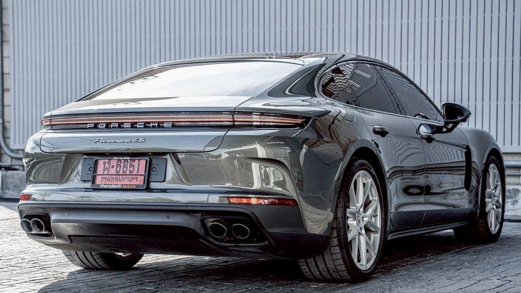 Porsche Panamera 4S E-Hybrid āļĢāļđāļāļĒāđāļāļĒāļāļĩāđ 2