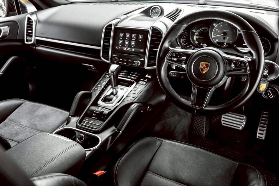 รหัสรถ PR1277 Porsche Cayenne S E-Hybrid Platinium Edition Package (2017) 7