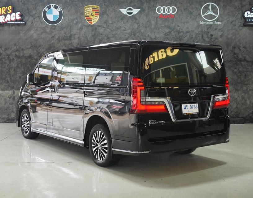 รหัสรถ JRS9733 TOYOTA MAJESTY 2.8 PREMIUM ปี 2020