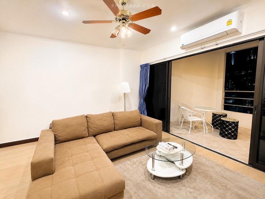 For Sale — View Talay 3 Jomtien, PratumnakBeachfront condo opportunity in View Talay 3 Jomtien, Building B, located on Pratumnak Soi 6. 2