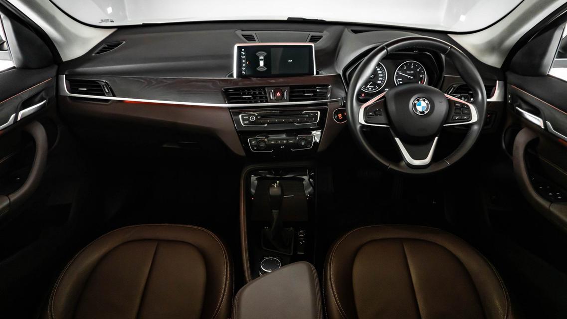 BMW X1 1.8d X Line SDRIVE ปี 2018 สีขาว 6