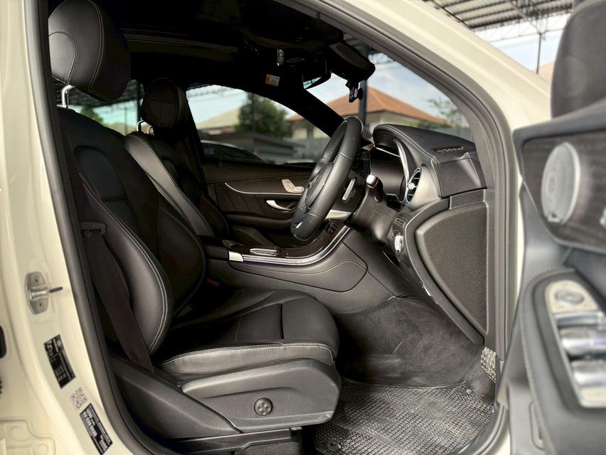 ปี 2020 BENZ GLC-CLASS, 300e AMG DYNAMIC โฉม W253 ปี14-23 รถมือเดียวป้ายแดงเซอร์วิสศูนย์ตลอด 8
