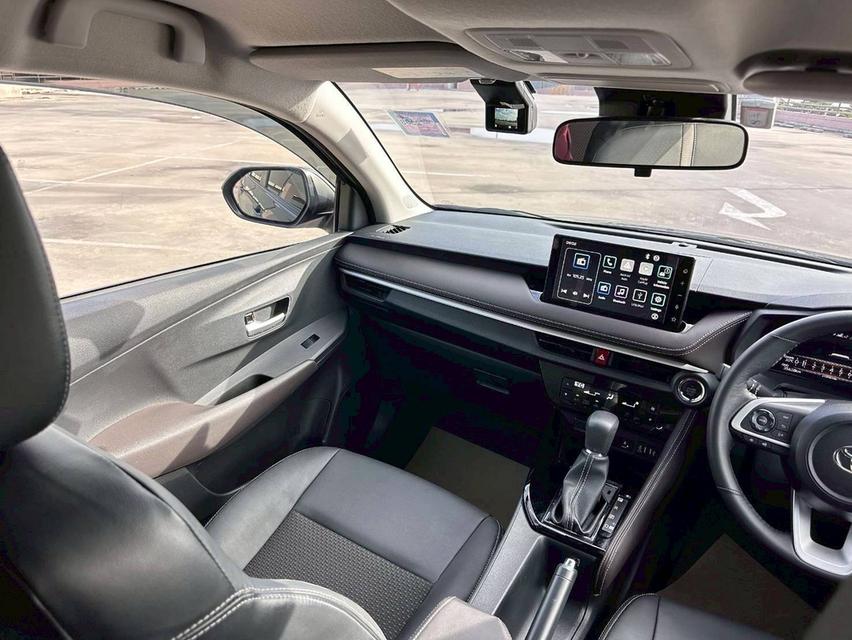 รหัสรถ QT8604 TOYOTA YARIS ATIV 1.2 Smart เกียร์ Auto สีเทา ปี2022 14