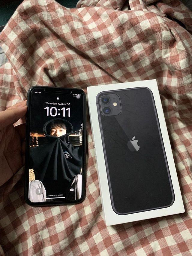 iPhone 11 128GB Black 3