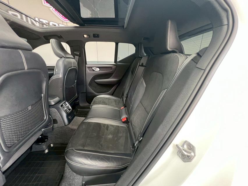 VOLVO XC40 1.5 PHEV R-DESIGN EXPRESSION ปี 2023 รูปที่ 9