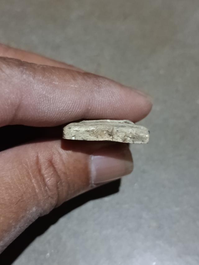   พระสมเด็จวัดบางขุนพรหม ซึ่งเป็นหนึ่งในพระเครื่องชุดเบญจภาคียอดนิยมของไทย  พระสมเด็จวัดบางขุนพรหม สร้างโดยสมเด็จพระพุฒาจารย์ (โต พรหมรังสี) เช่นเดียว 6