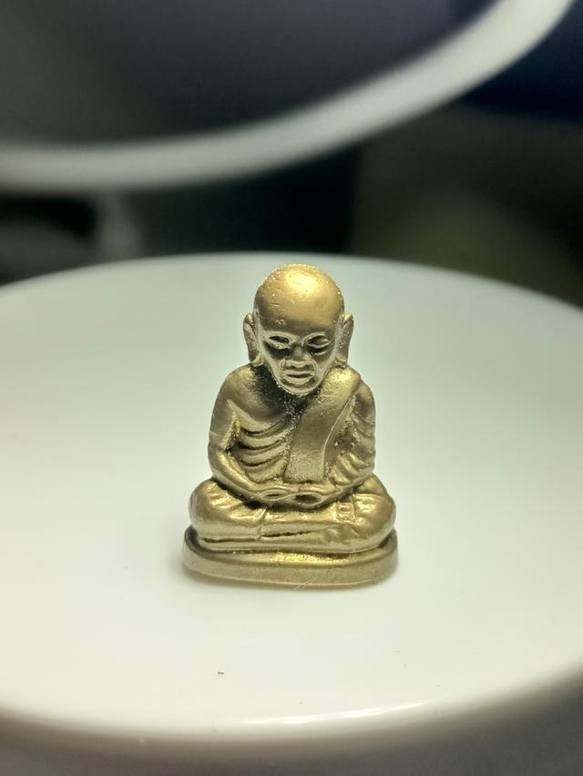 รูปหล่อ หลวงพ่อเงิน ปี.15 วัดบางคลาน