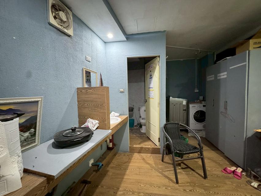 ให้เช่าตึกพาณิชย์ติดถนนหลักพัทยา จ.ชลบุรี 11