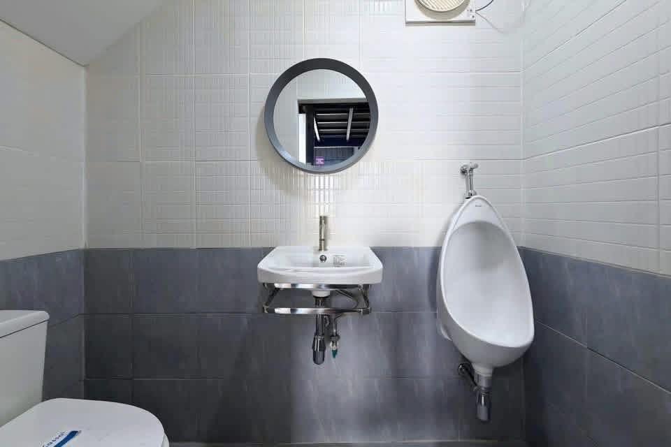 ให้เช่าโกดัง ออฟฟิศ พัฒนาการ25 กำแพงเพชร พระราม9 ใกล้ห้างเดอะ ไนน์ เซ็นทรัล พระราม 9 เหมาะทำ สำนักงาน คลังเก็บสินค้า อู่ซ่อมรถ 7