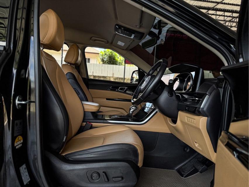 ปี 2021 KIA GRAND CARNIVAL, 2.2 EX โฉม ปี21-ปัจจุบัน สีดำ เครื่องดีเซล มือเดียวป้ายแดง 15