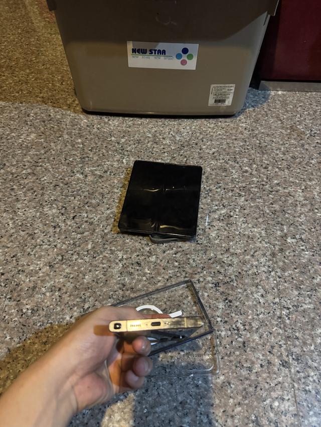 ขายๆๆๆถูกSamsungS23UltraสีPhontom Black 512กิ๊กRam12สูนTrueสภาพสวยการใช้งานดีเยี่ยมทุกๆฟังชั่นเครื่องรีสโตได้ตลอดไม่มีติดแอคเค้าใดๆคับ ( จอขาวจั๊วไม่ม รูปที่ 4