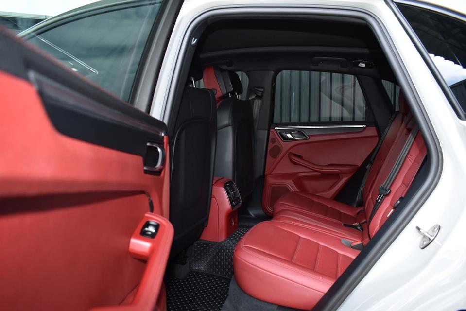 Macan 2.0 Sport 4WD 2022 รูปที่ 13