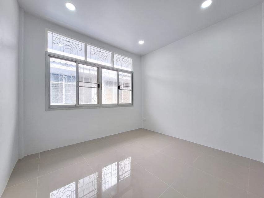 หมู่บ้านอยู่เจริญ 4 ลำลูกกาคลอง4 ถนนไสวประชาราษฎร์ ต.ลาดสวาย อ.ลำลูกกา จ.ปทุมธานี 19