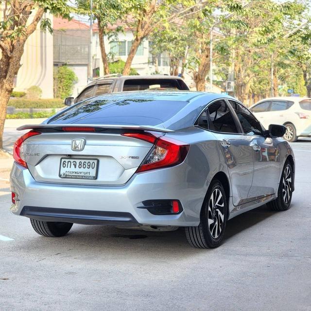 ขาย Honda Civic 1.8EL ปี17 6